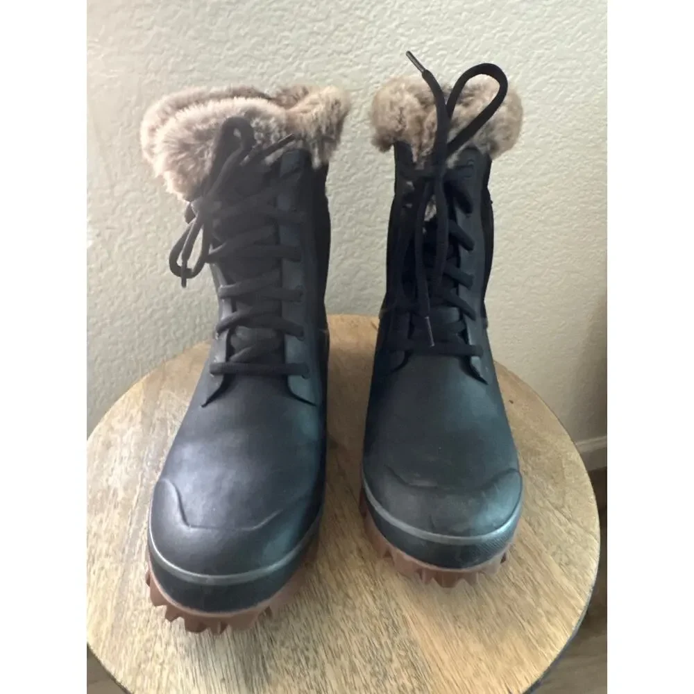 NEW Bogs Arcata Tonal Camo Winter Boots Women's 10